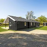 Holiday home 6 Bedroom In Glesborg