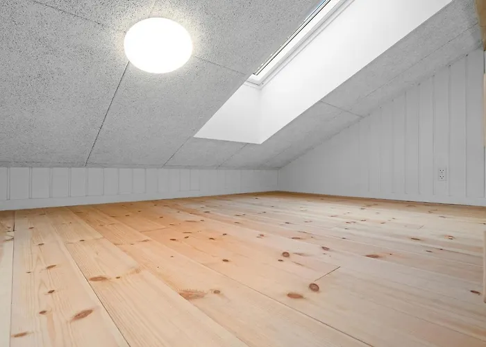 Дом отдыха 6 Bedroom In Glesborg
