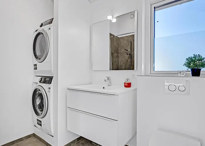 6 Bedroom In Дом отдыха *